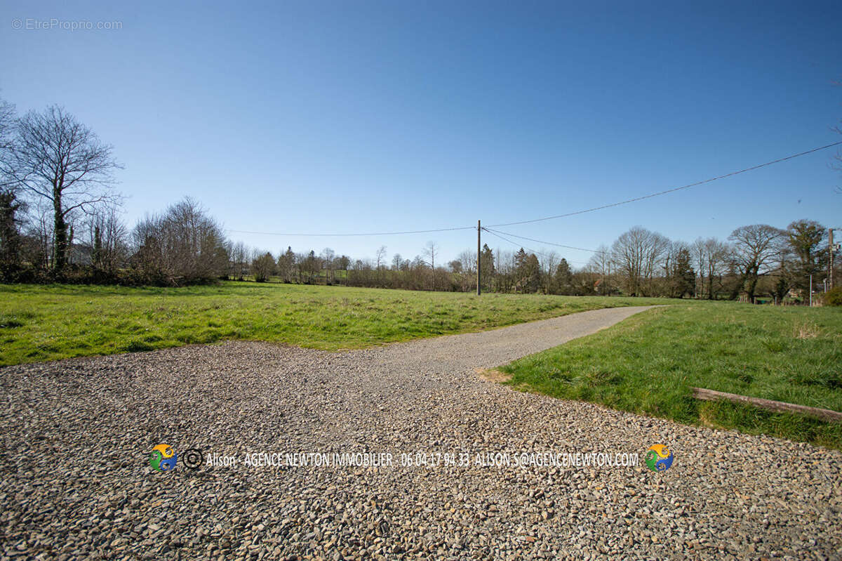SOUS COMPROMIS - LA MANCHE, Les Loges-Marchis, maison de campagne , 23651m2 de terrain, 3 chambres. - photo 4