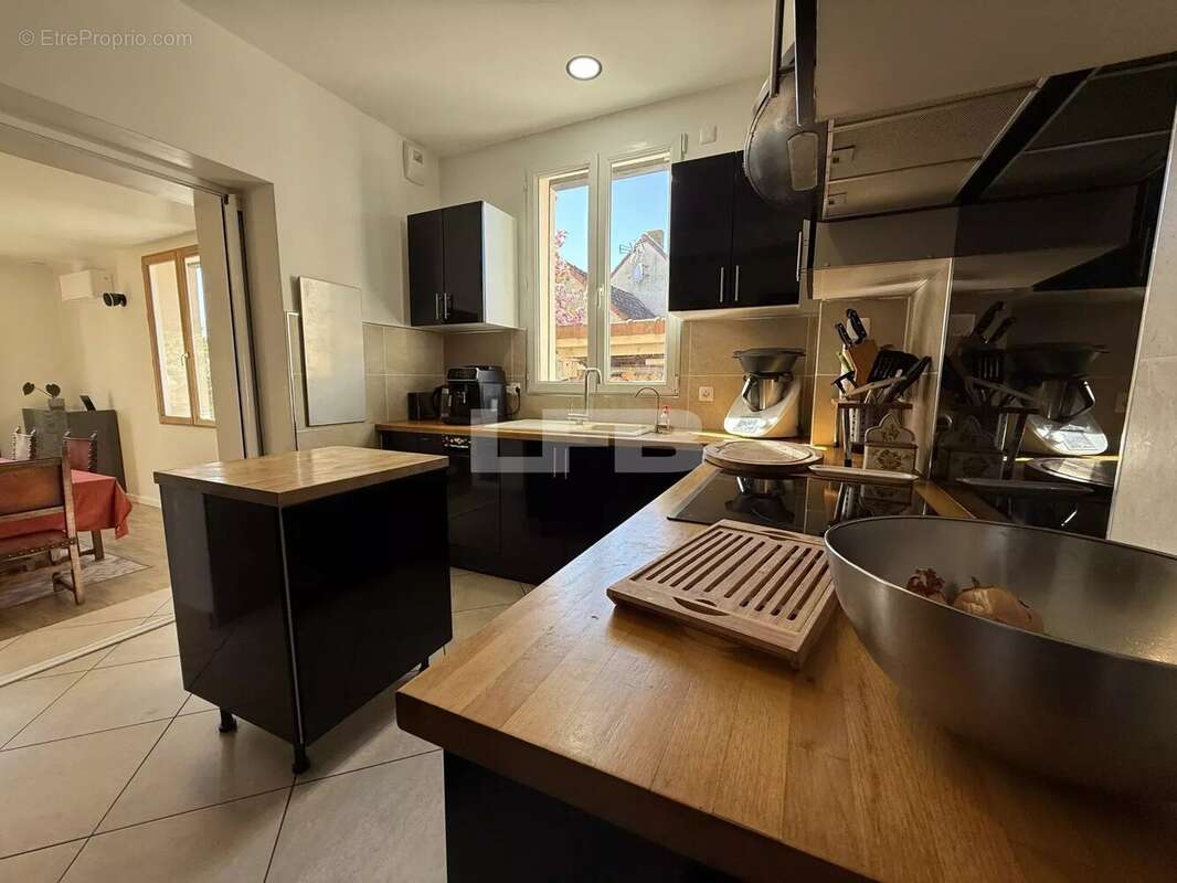 Maison à GRISY-LES-PLATRES