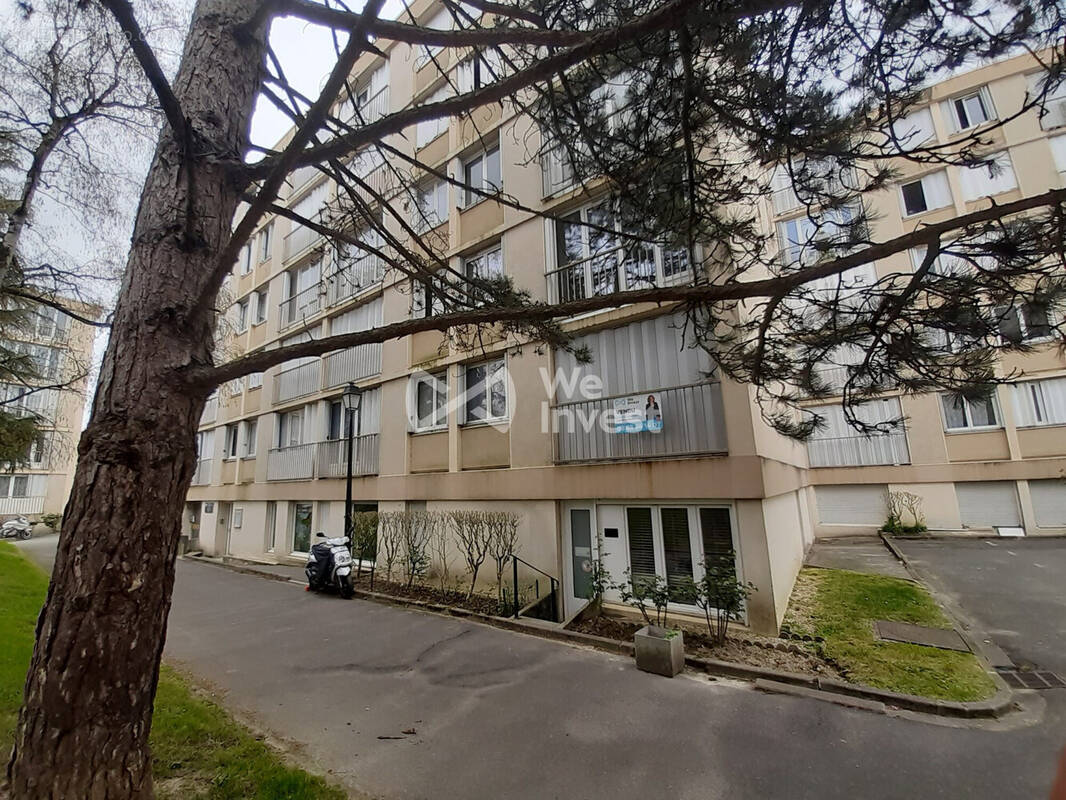 Appartement à LE PLESSIS-TREVISE