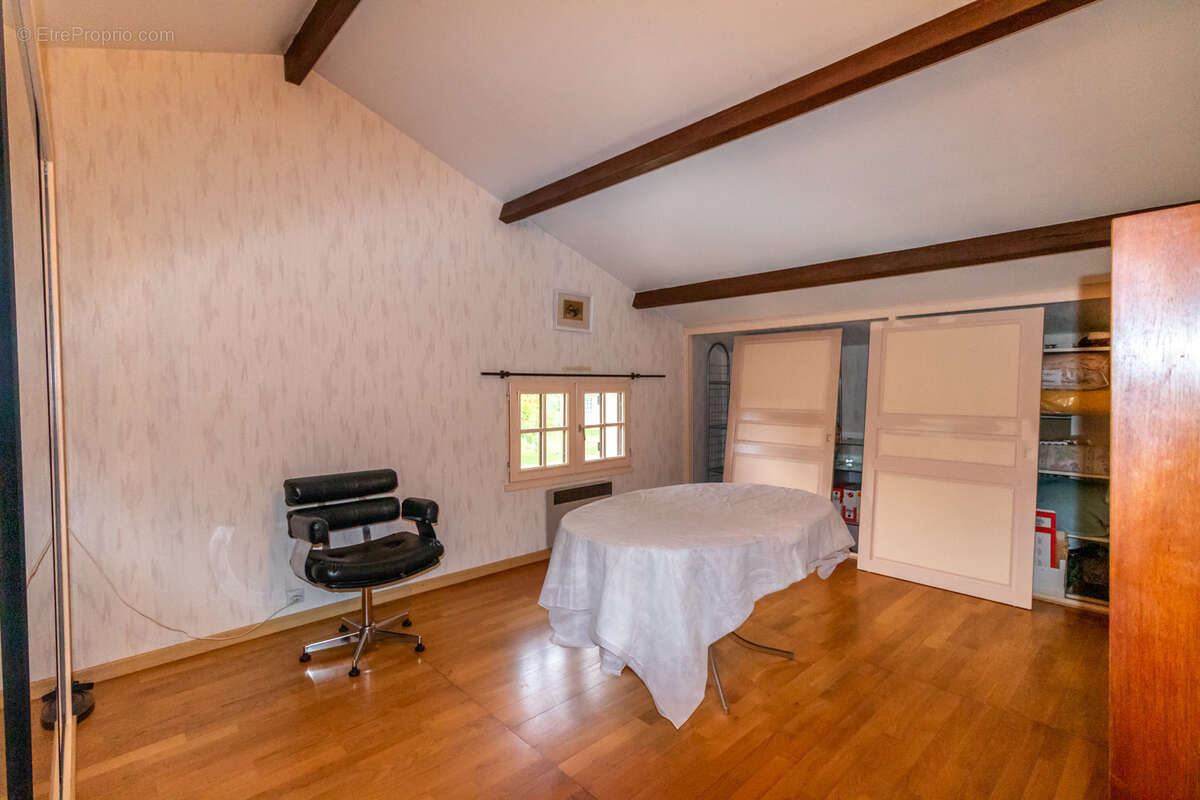 Maison à LA CHAPELLE-DES-POTS