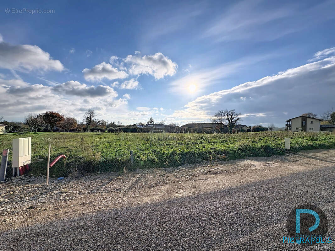 Terrain à CHAVEYRIAT