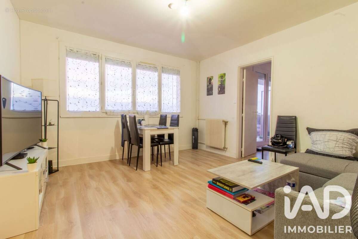 Appartement 44 m² à Saint-Jean-De-Braye  - photo 2