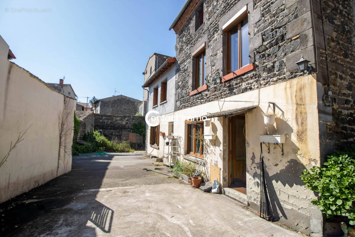 Maison à GERZAT