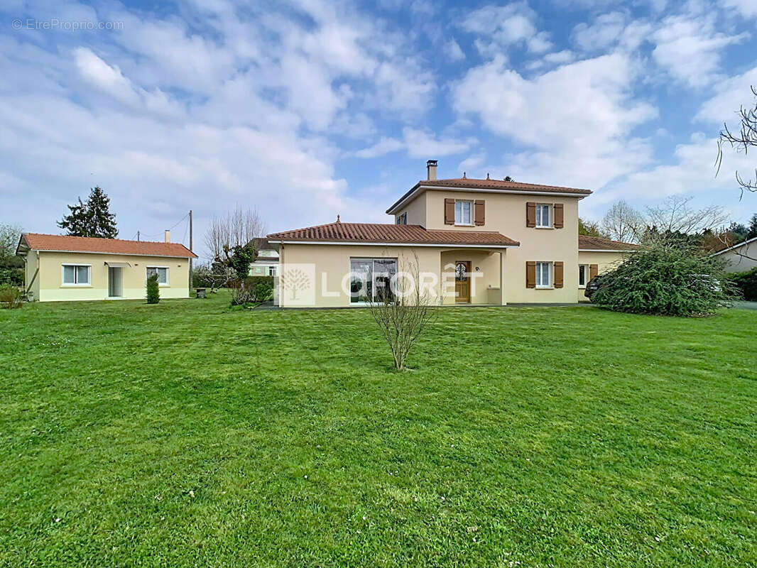 Maison à VEYRAC