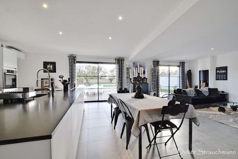 Maison à AIGREFEUILLE-D'AUNIS