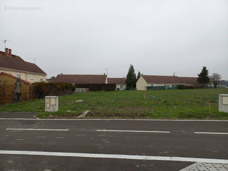 Terrain à BULLY-LES-MINES