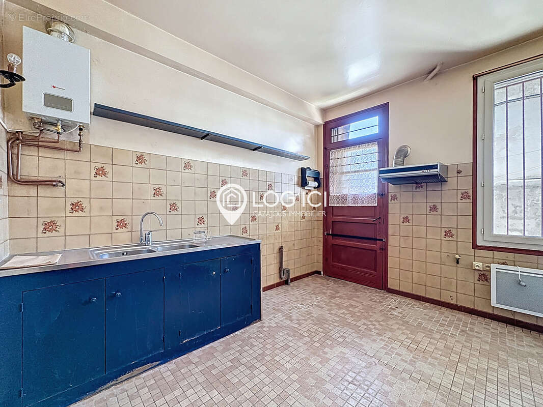 Appartement à NAY