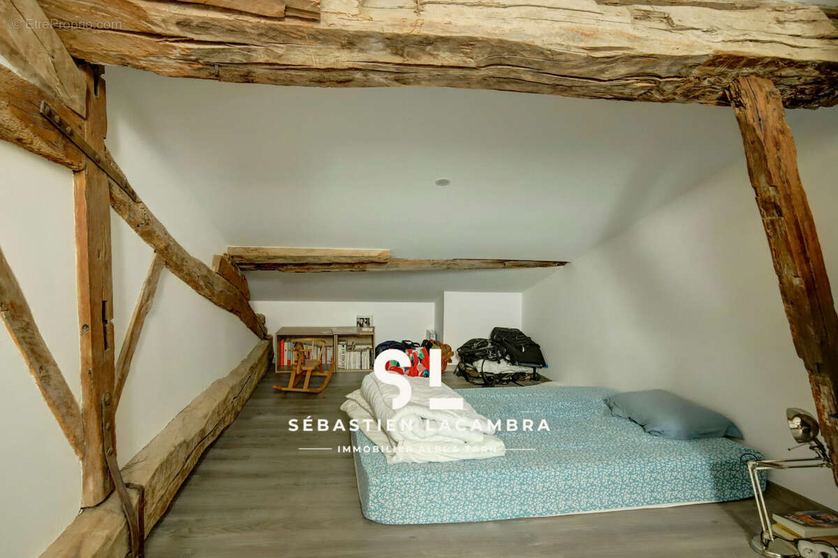 Maison à LISLE-SUR-TARN