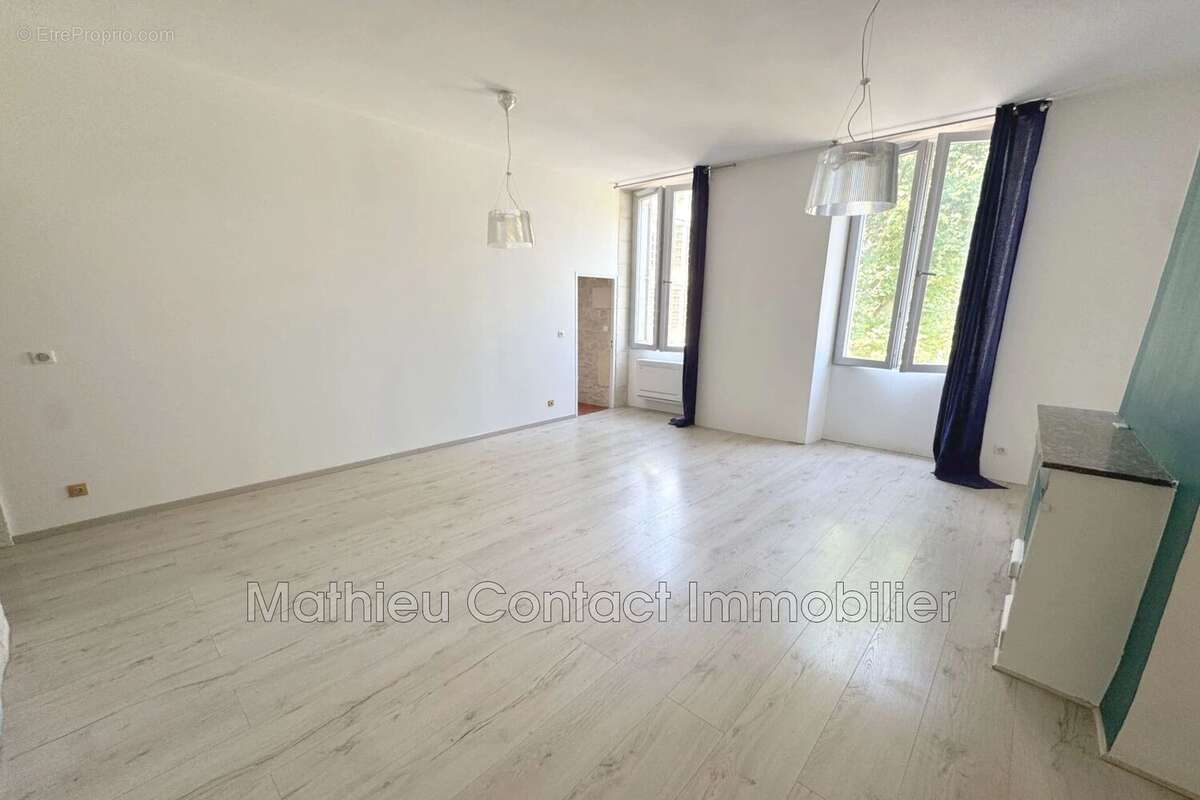 Appartement à NIMES