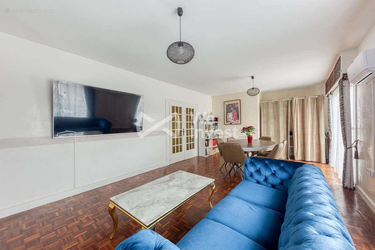 Maison à VAIRES-SUR-MARNE