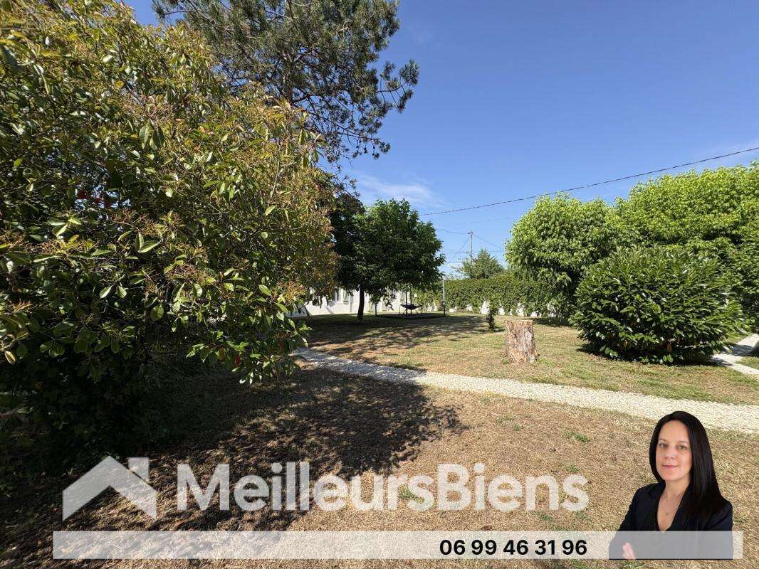Maison familiale 4 chambres, garage et jardin à 5 min de St Yzan de Soudiac - photo 14