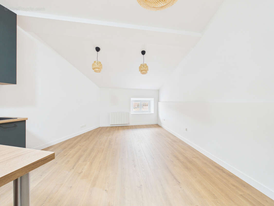 Appartement à BRIVES-CHARENSAC