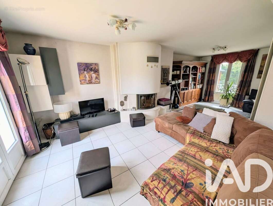 Photo 3 - Maison à EZANVILLE