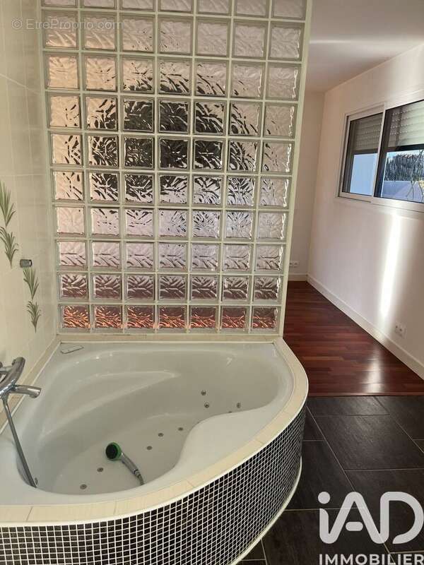 Photo 6 - Maison à LANDAUL