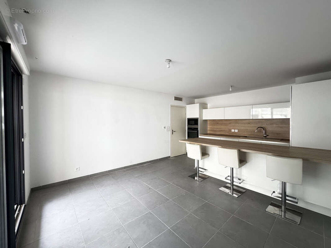 A vendre type 4 Aix sud Terrasse et Garage - photo 9