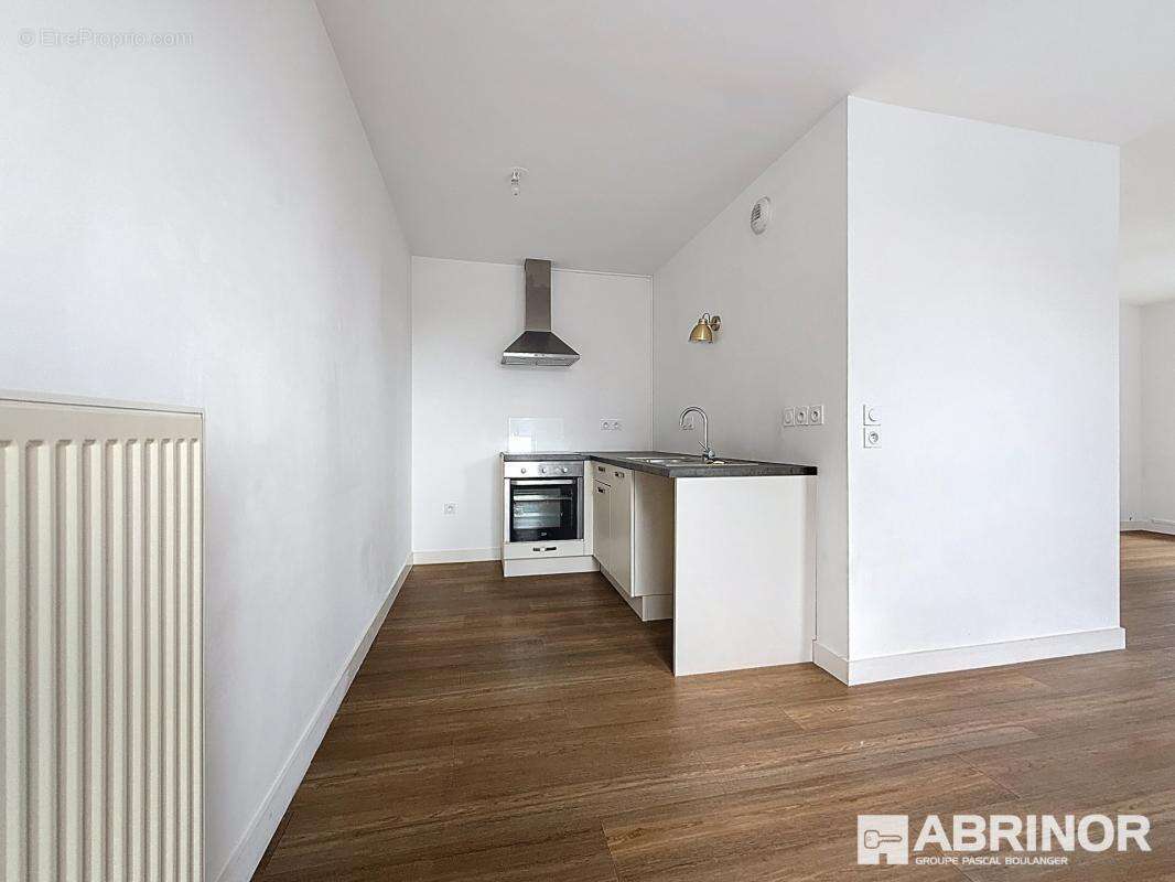 À VENDRE – Appartement 3 pièces de 69 m² avec terrasse, box fermé et résidence sécurisée - photo 3