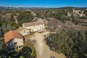 Maison à GORDES