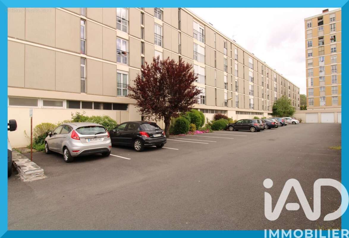 Photo 2 - Appartement à BRIVE-LA-GAILLARDE