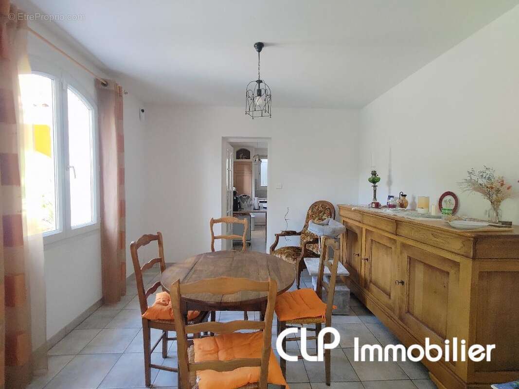 Maison 141 m² à Montelimar  - photo 4