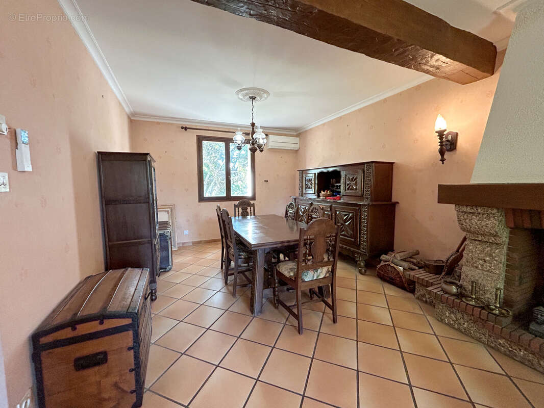 Maison à COMMENTRY