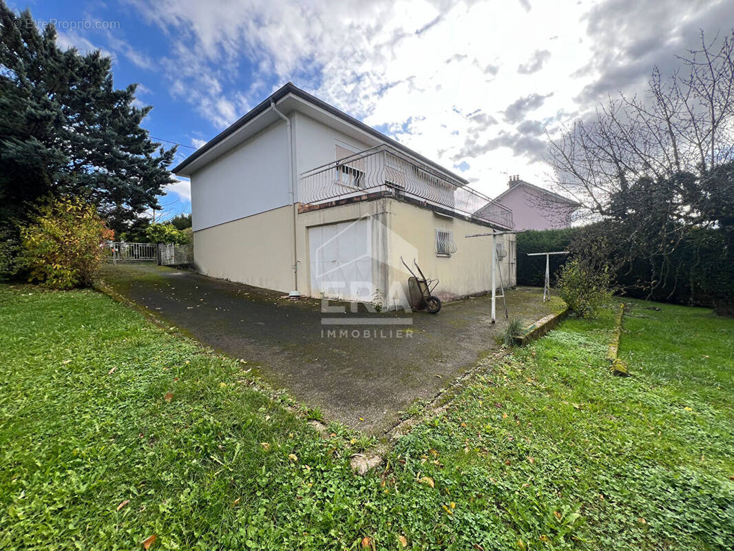 Maison à VELESMES-ESSARTS