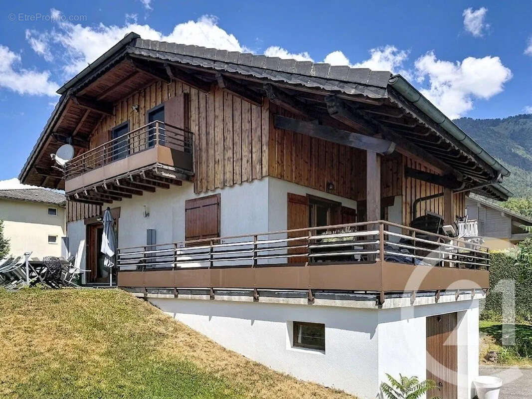 Maison à TANINGES