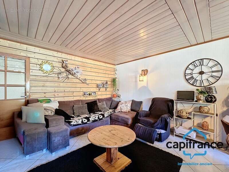 Maison à REYERSVILLER