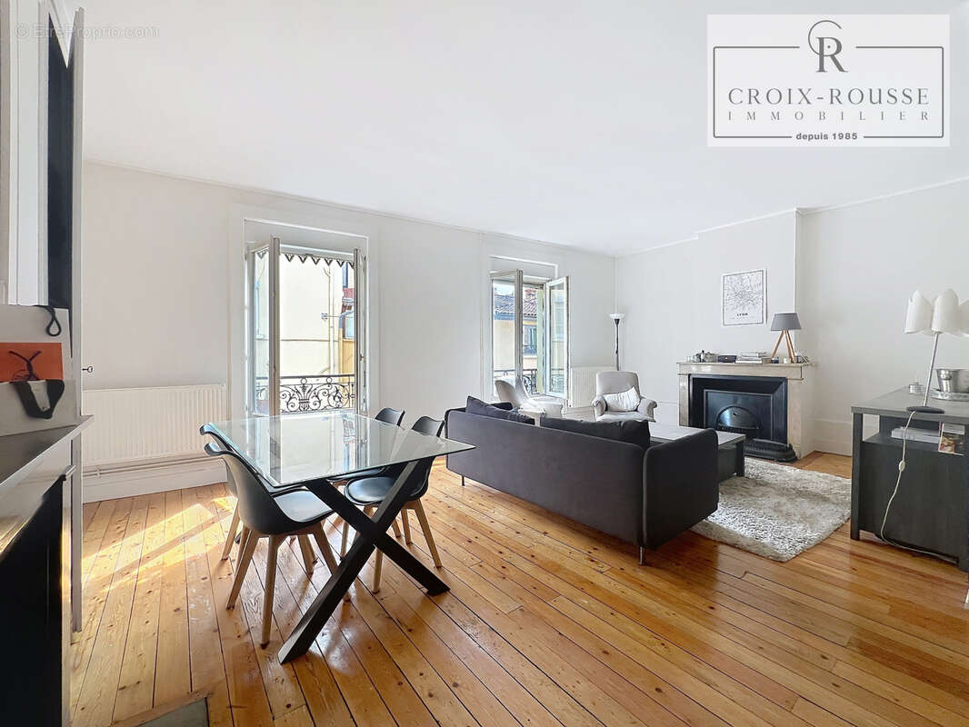 Exclusivité. croix-rousse. appartement de charme. au cœur de la grande rue - photo 4