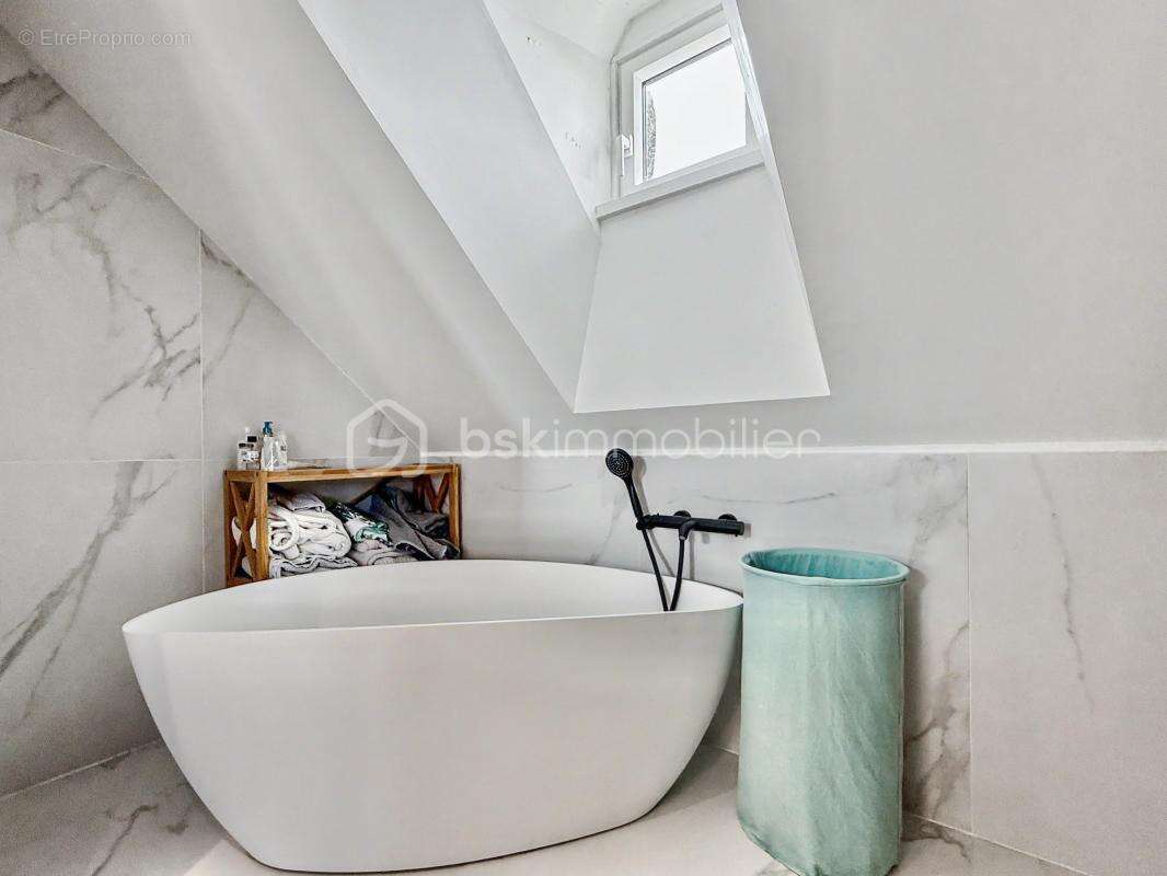 HENRIVILLE – Loft d'exception de 110 m² – 3 chambres – Parking privé - photo 17