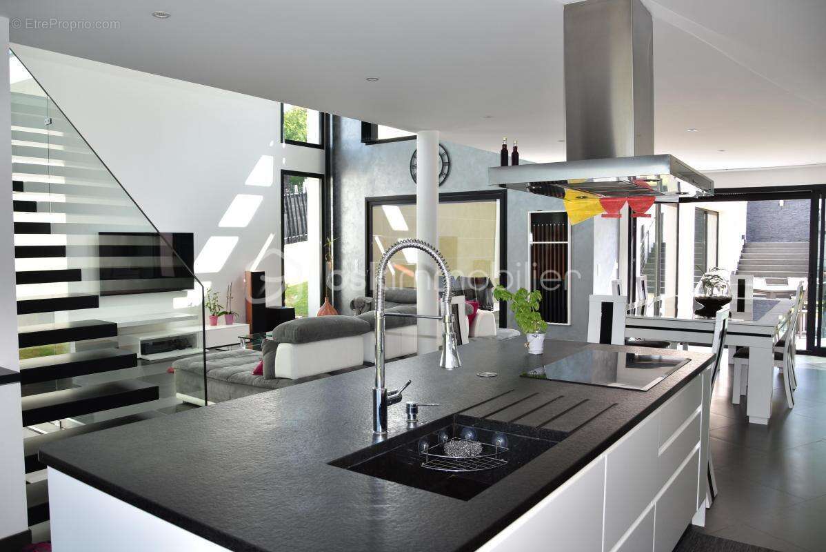 Maison à VILLEVAUDE