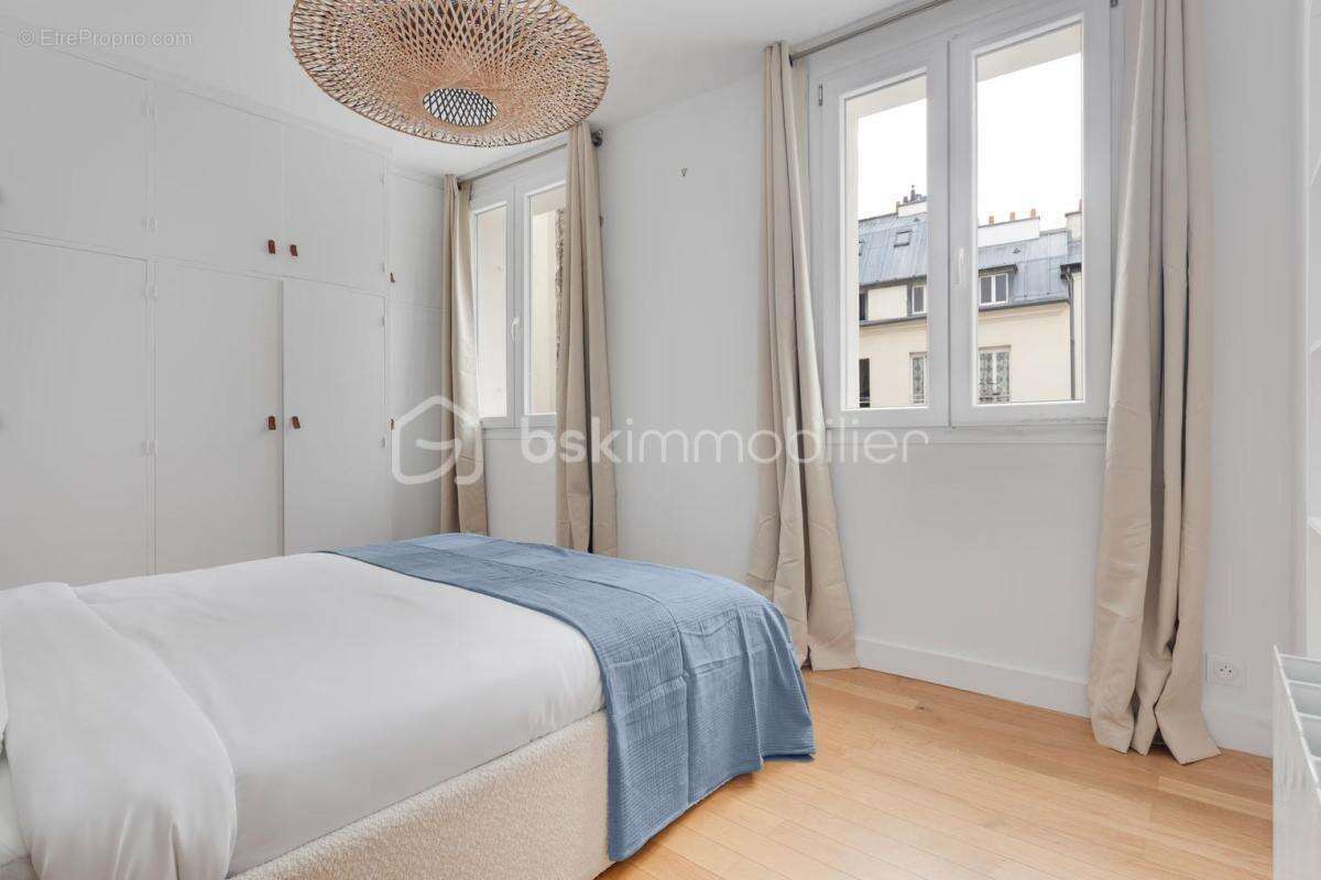 Paris 10 Appartement 2 chambres 50 m²  Entièrement rénové Libre - photo 7