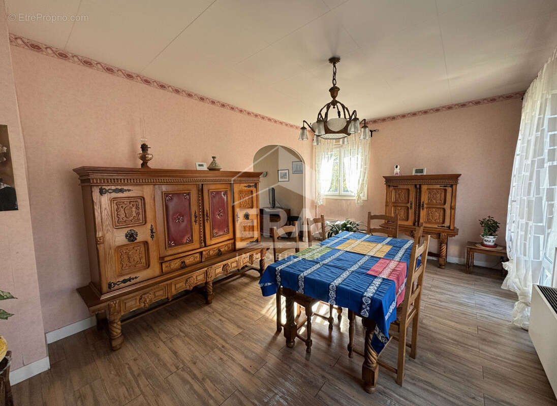 Maison à CHAUMONTEL