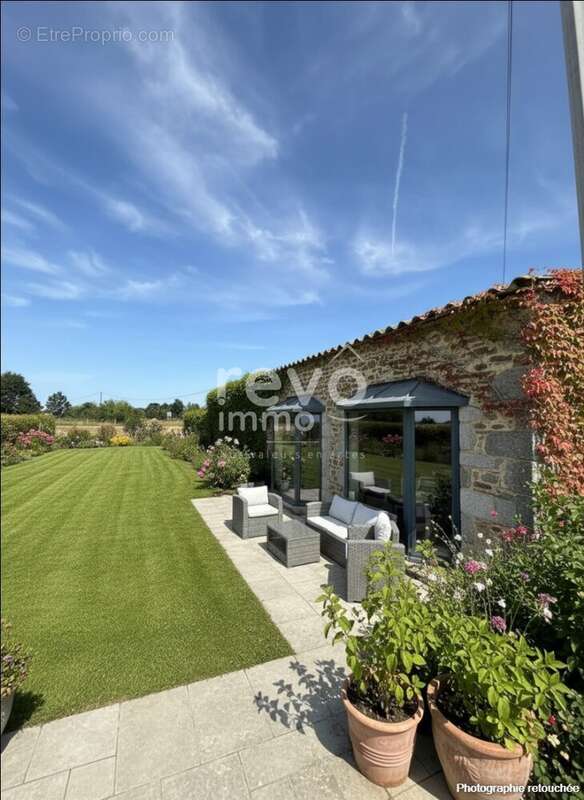 Maison à VIEILLEVIGNE