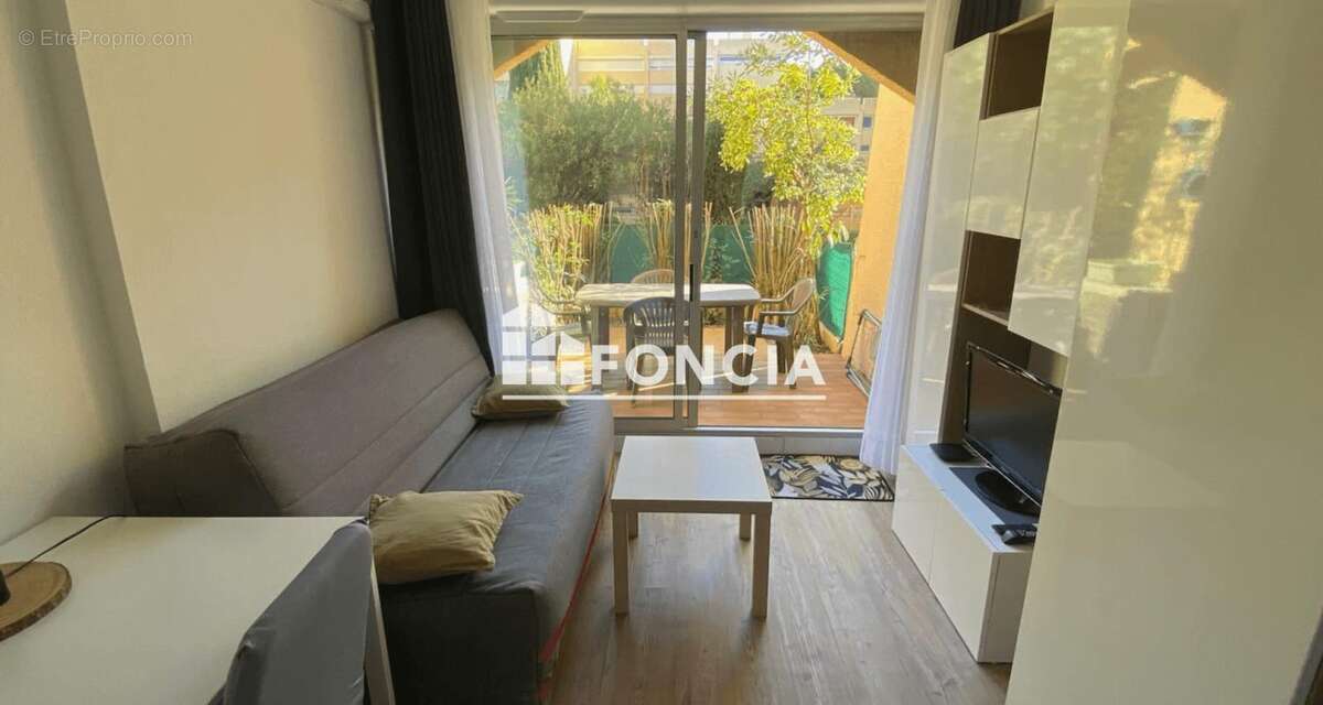 Appartement à BORMES-LES-MIMOSAS
