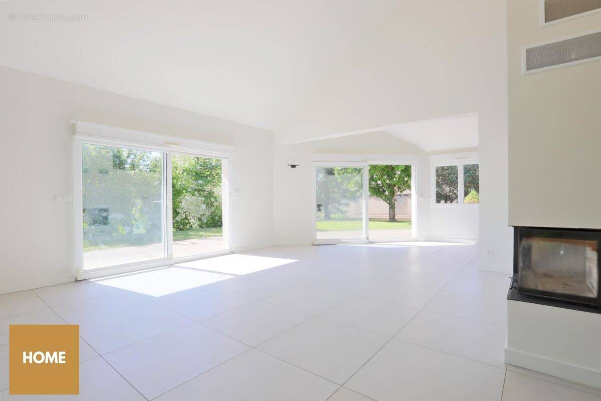 Maison à NEUVES-MAISONS