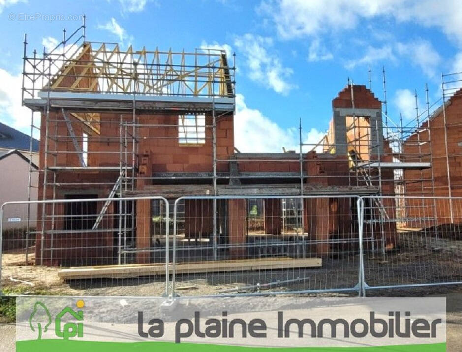 Maison à SAINT-AUBIN-D&#039;ARQUENAY