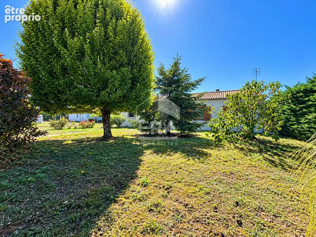 Maison de plain-pied 130 m² - 3 chambres - Terrain 1 000 m² - Proche commerces à Arvert - photo 13
