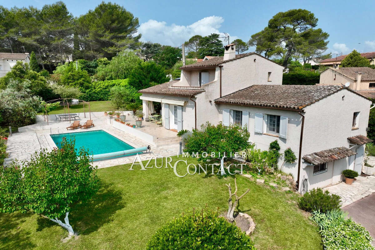 Maison à MOUGINS