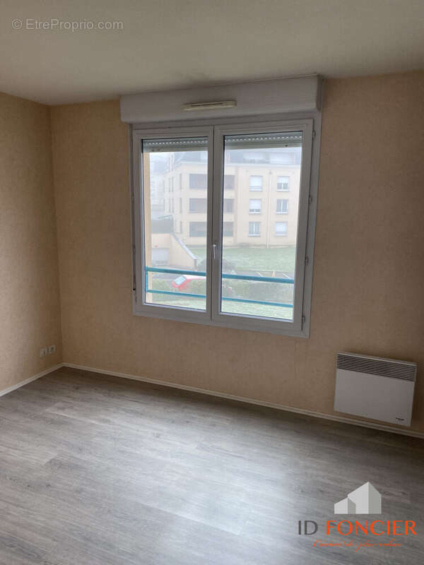Appartement à DAMMARIE-LES-LYS