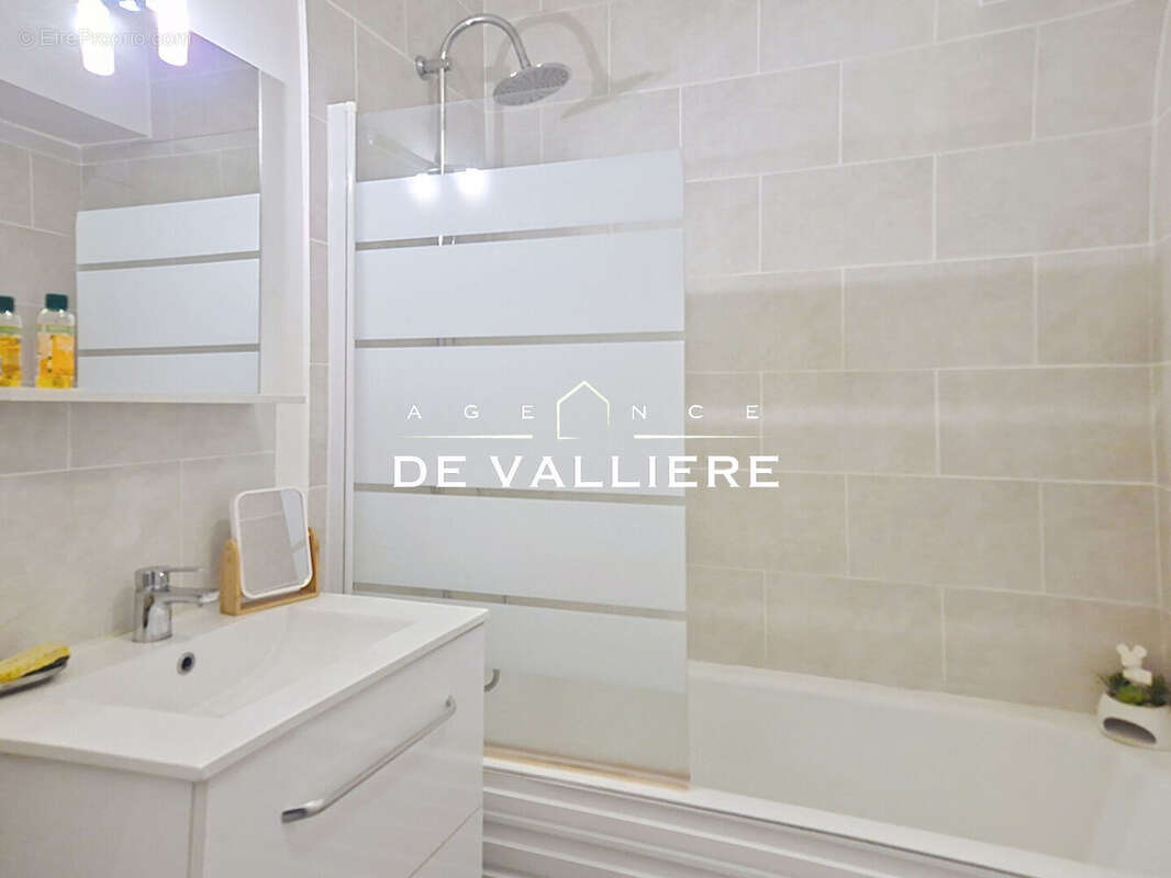 Appartement à NANTERRE