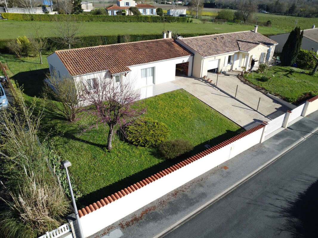 Maison à PONS