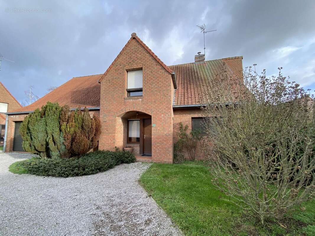 Maison à SAINGHIN-EN-MELANTOIS