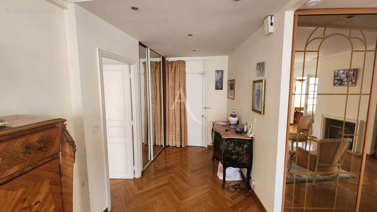 Appartement 3 pièces 95 M² PARIS 16 - photo 12