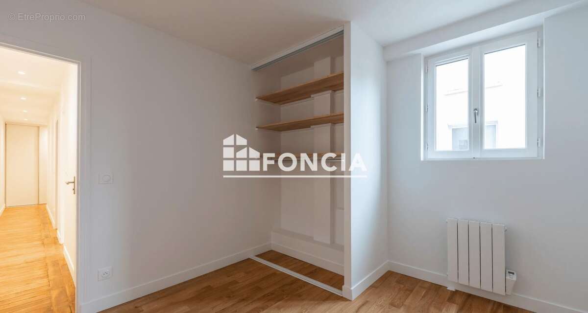 Appartement à PARIS-19E