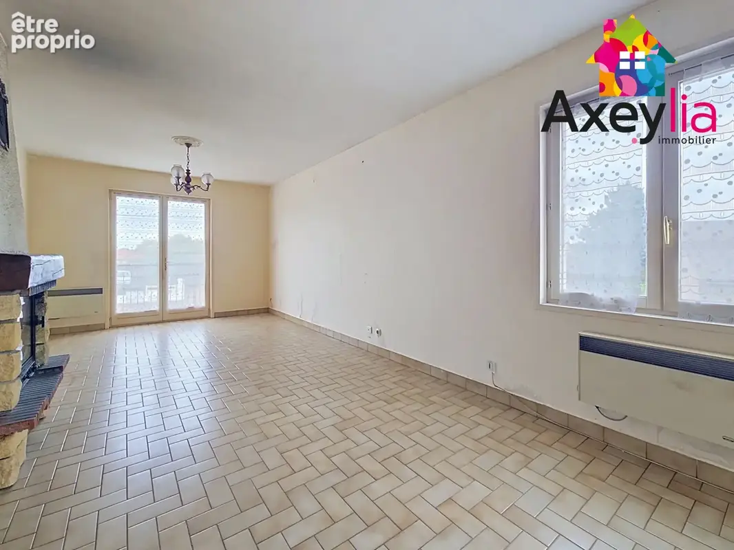 A vendre - riorges - maison a renover sur terrain de 848 m2 - photo 5