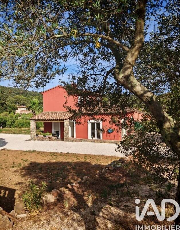 Photo 1 - Maison à CUERS