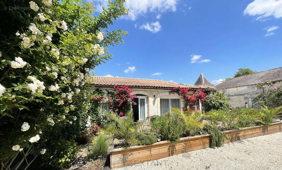 Maison à CHERVES-RICHEMONT