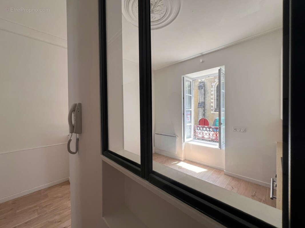Appartement Suce Sur Erdre 2 pièce(s) 28.64 m2 avec jardinets - photo 2