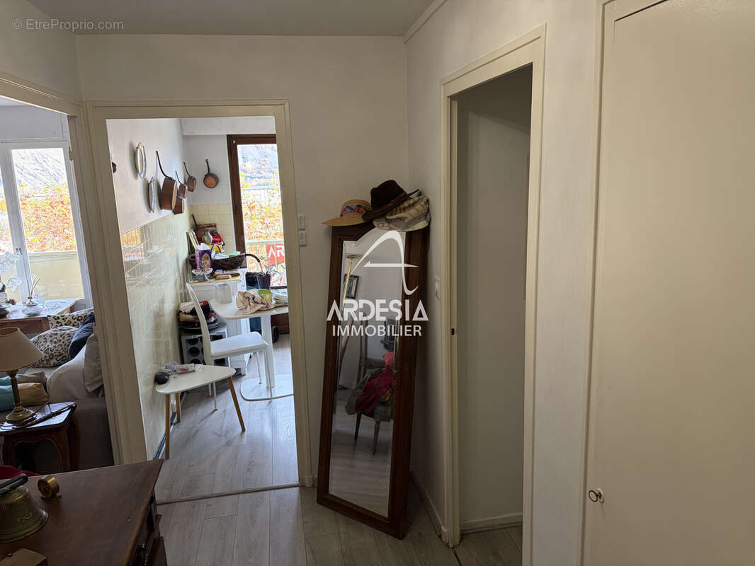 Appartement à SAINT-JEAN-DE-MAURIENNE