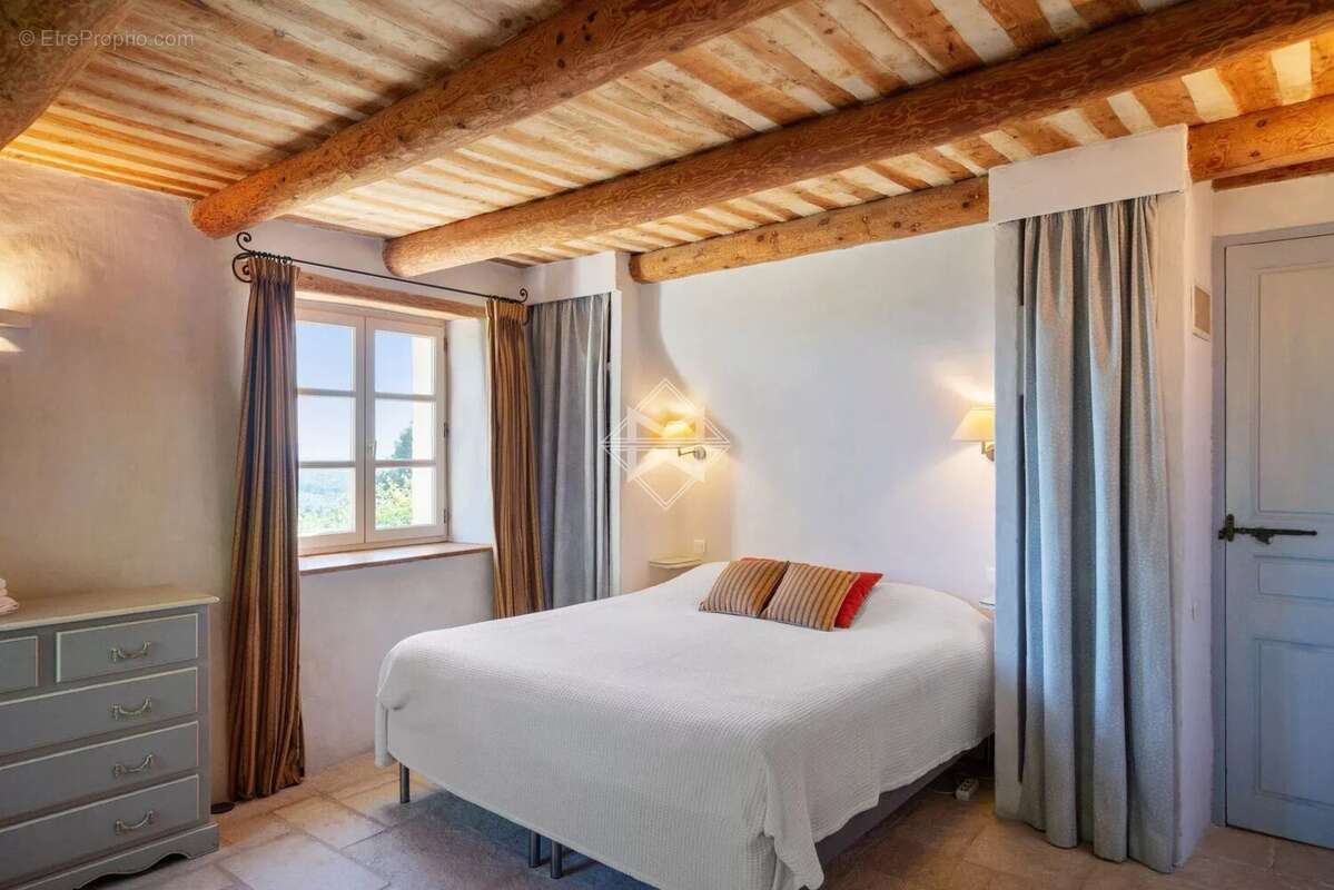 Maison à CALLAS